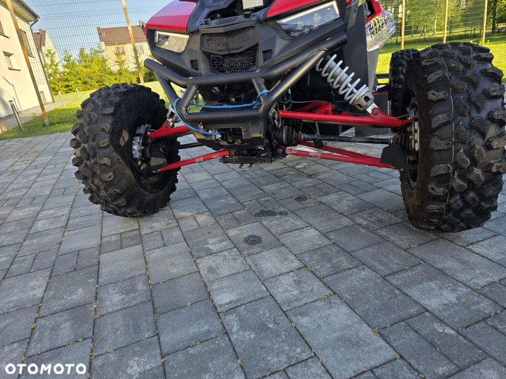 Polaris RZR - 11