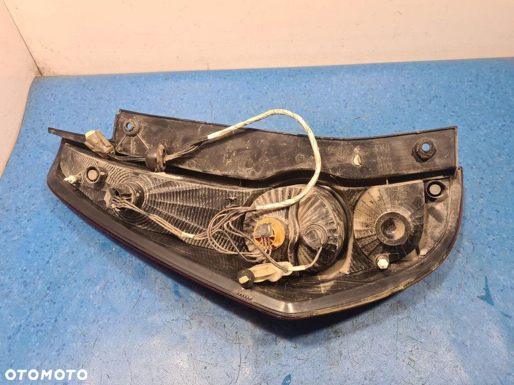 OPEL AGILA B LAMPA TYŁ PRAWA ZEWNĘTRZNA - 5