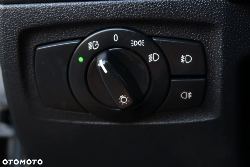 BMW Seria 1 118d - 18