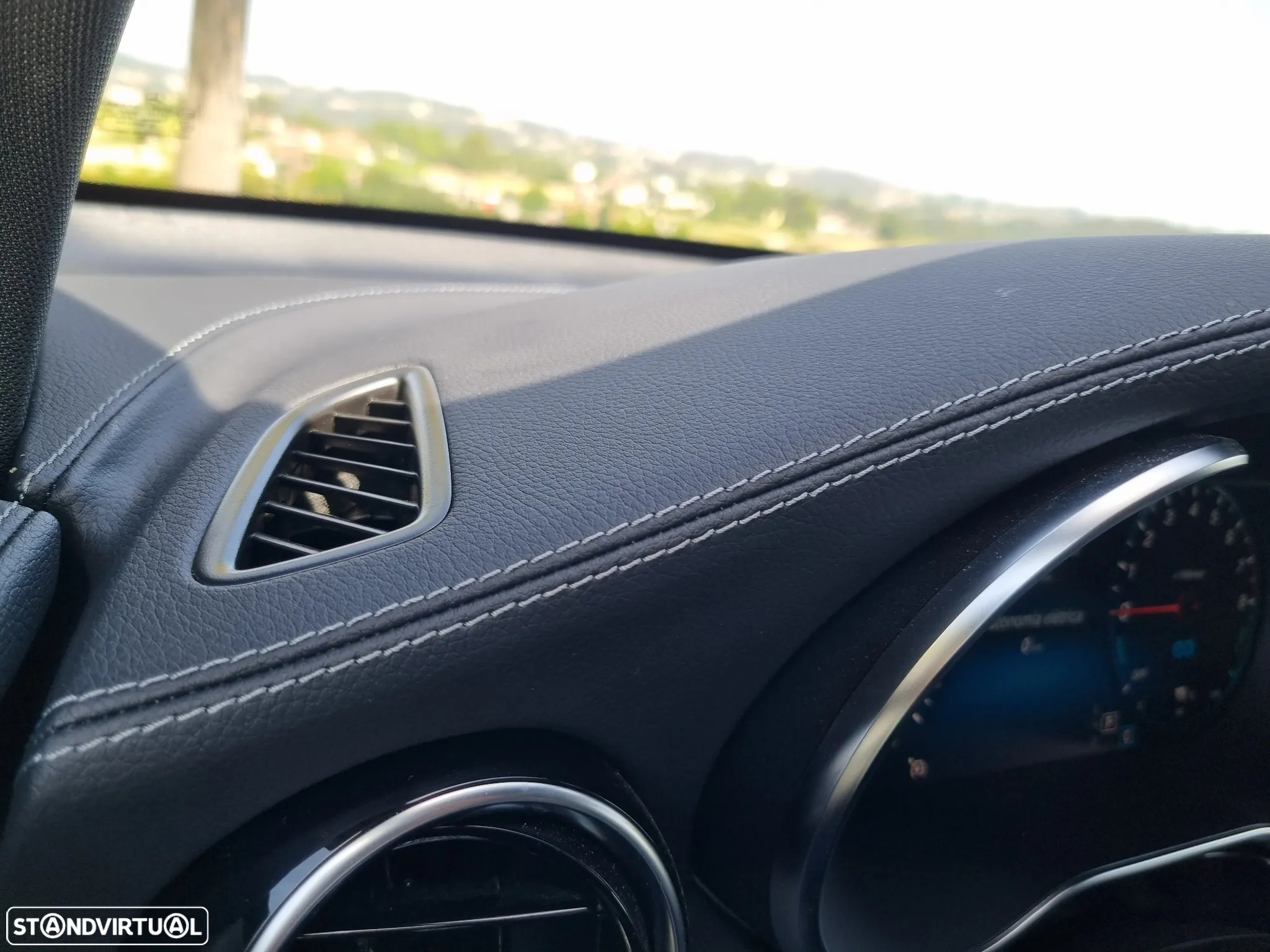 Mercedes-Benz GLC 300 e Coupé 4Matic - 22