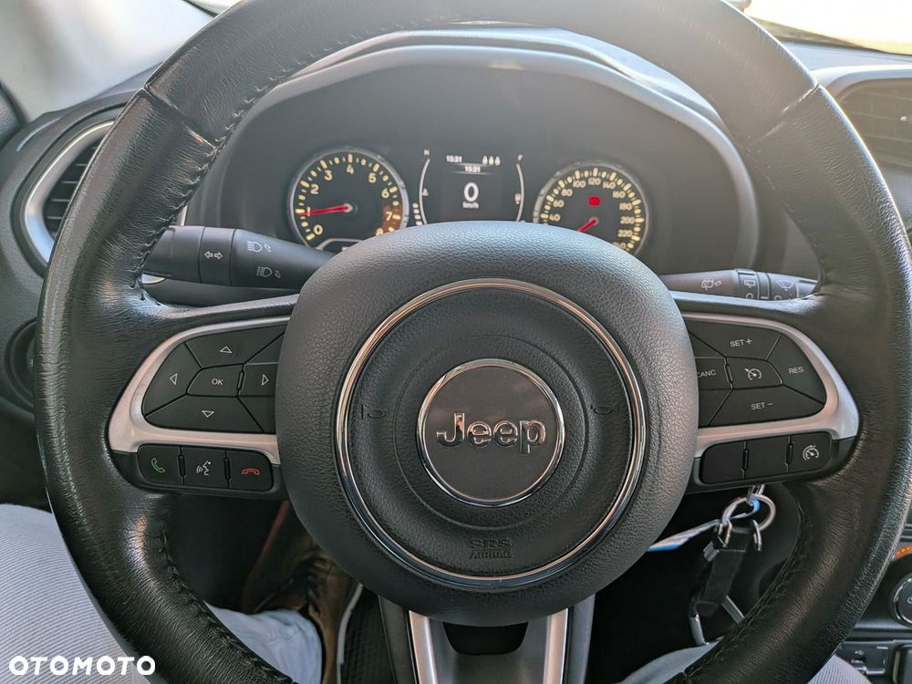 Jeep Renegade - 23