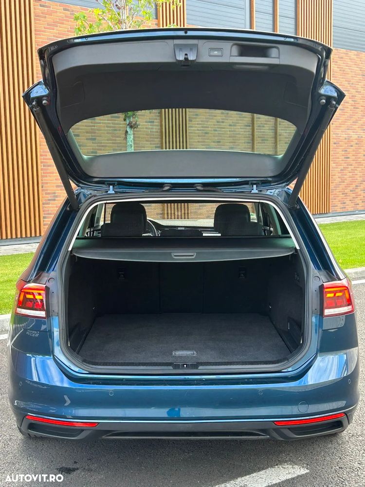 Volkswagen Passat Variant 2.0 TDI DSG Business - 25