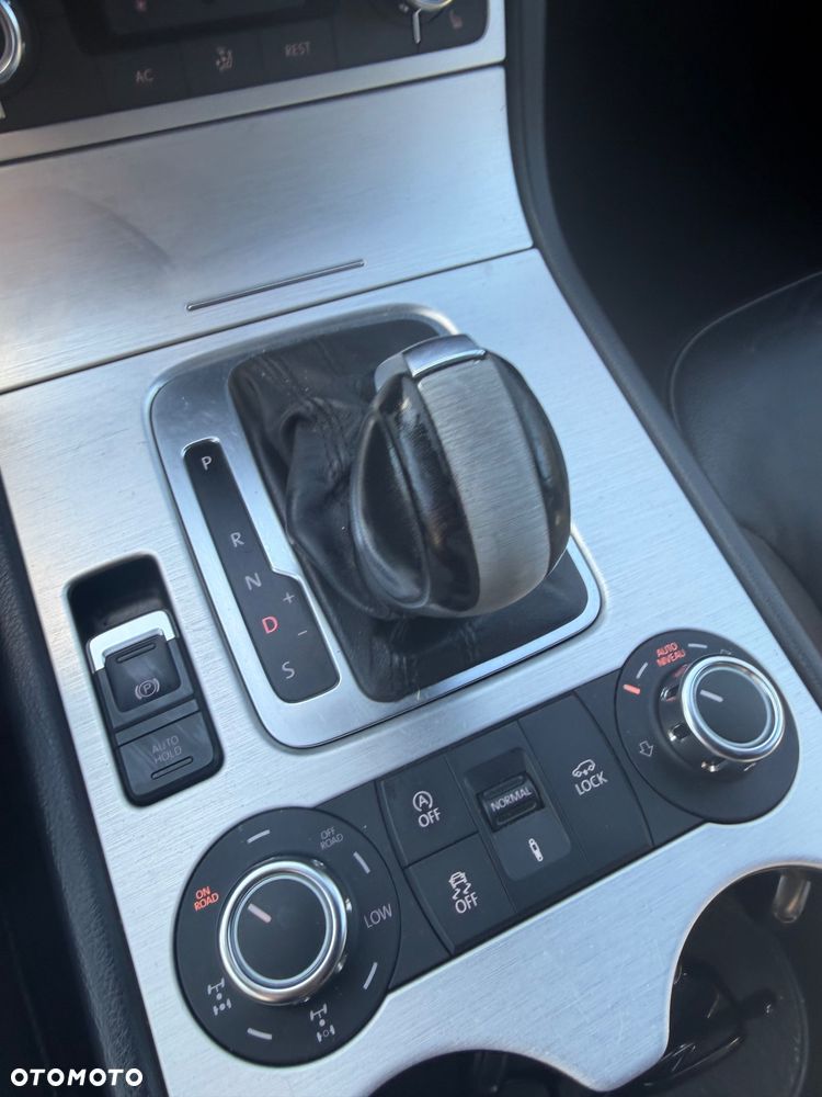 Volkswagen Touareg - 9