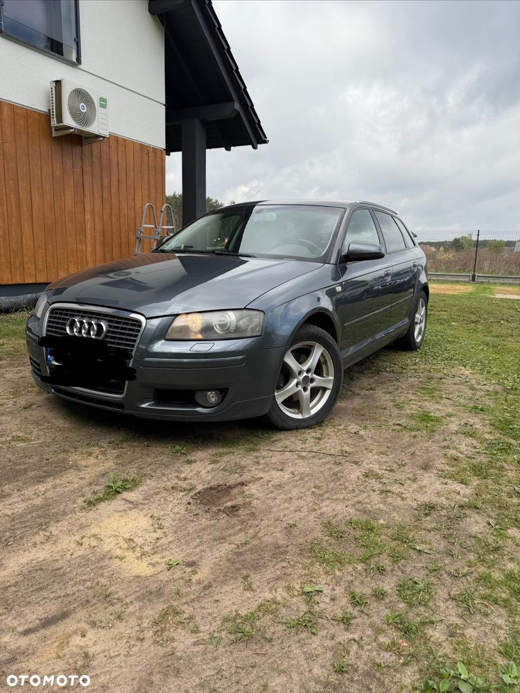 Audi A3 Sportback 1.6 FSI Ambiente - 2