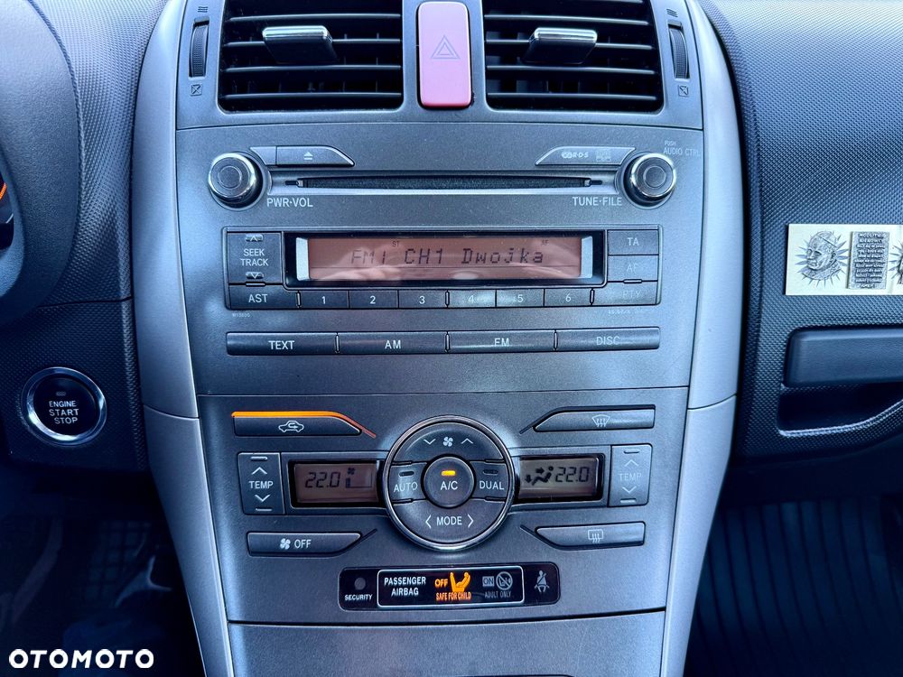 Toyota Auris 1.6 VVT-i Multimode Executive - 16