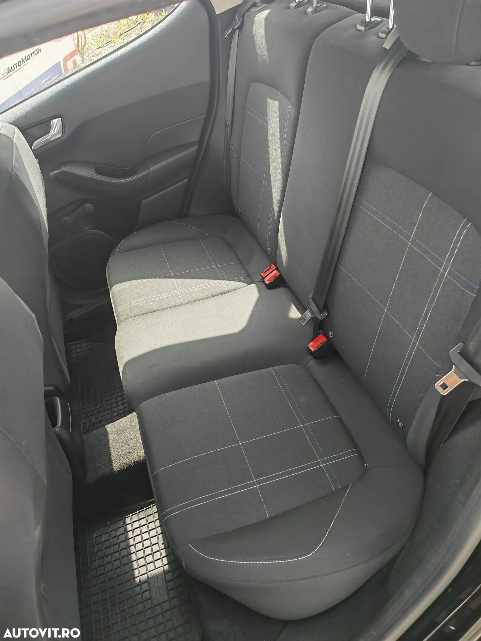 Ford Fiesta 1.1 Trend - 12