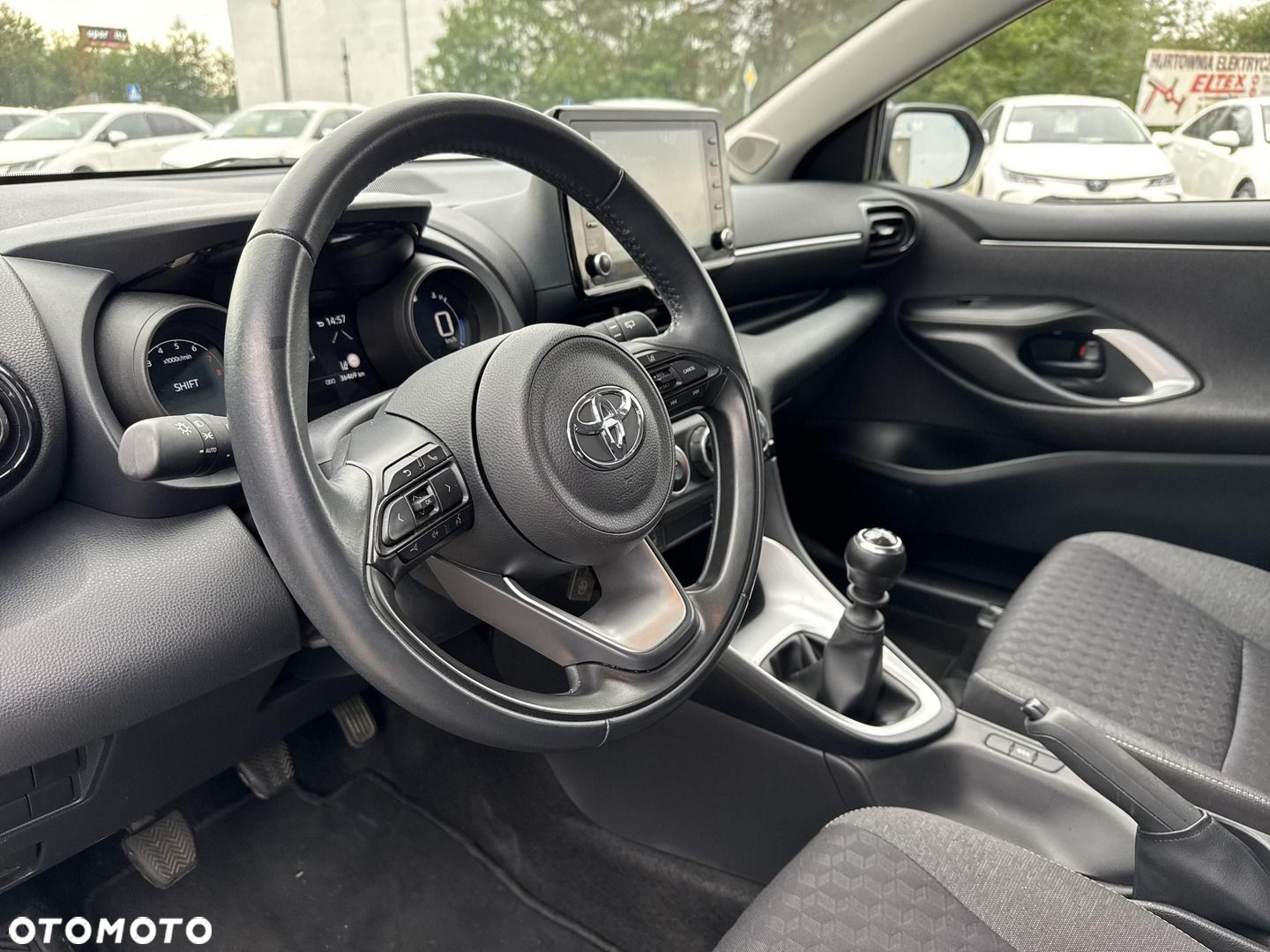Toyota Yaris - 18