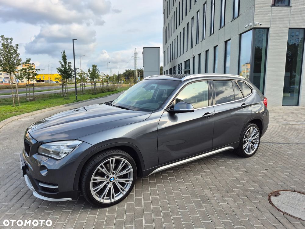 BMW X1 sDrive20d EfficientDynamics Edition xLine - 3