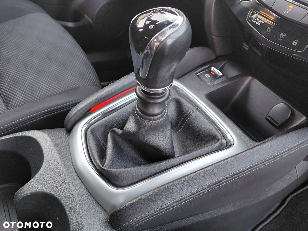 Nissan Qashqai - 9