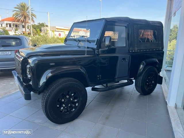 Land Rover Defender 90 2.4 CRD SE - 3