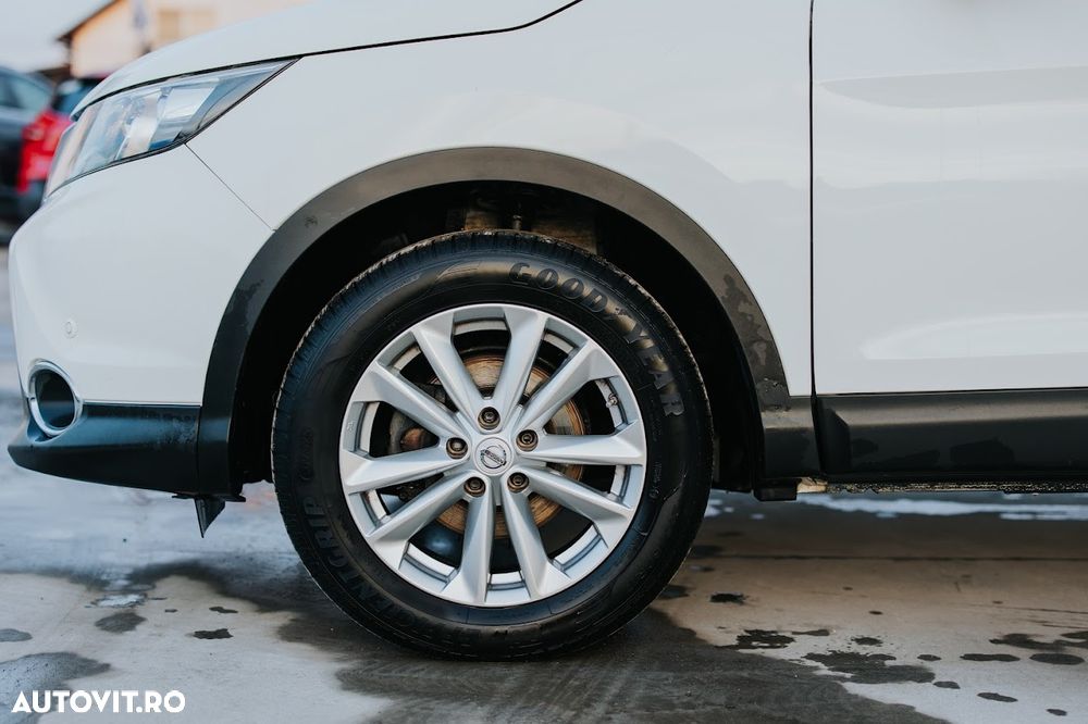 Nissan Qashqai 1.2 DIG-T Xtronic N-Vision - 10