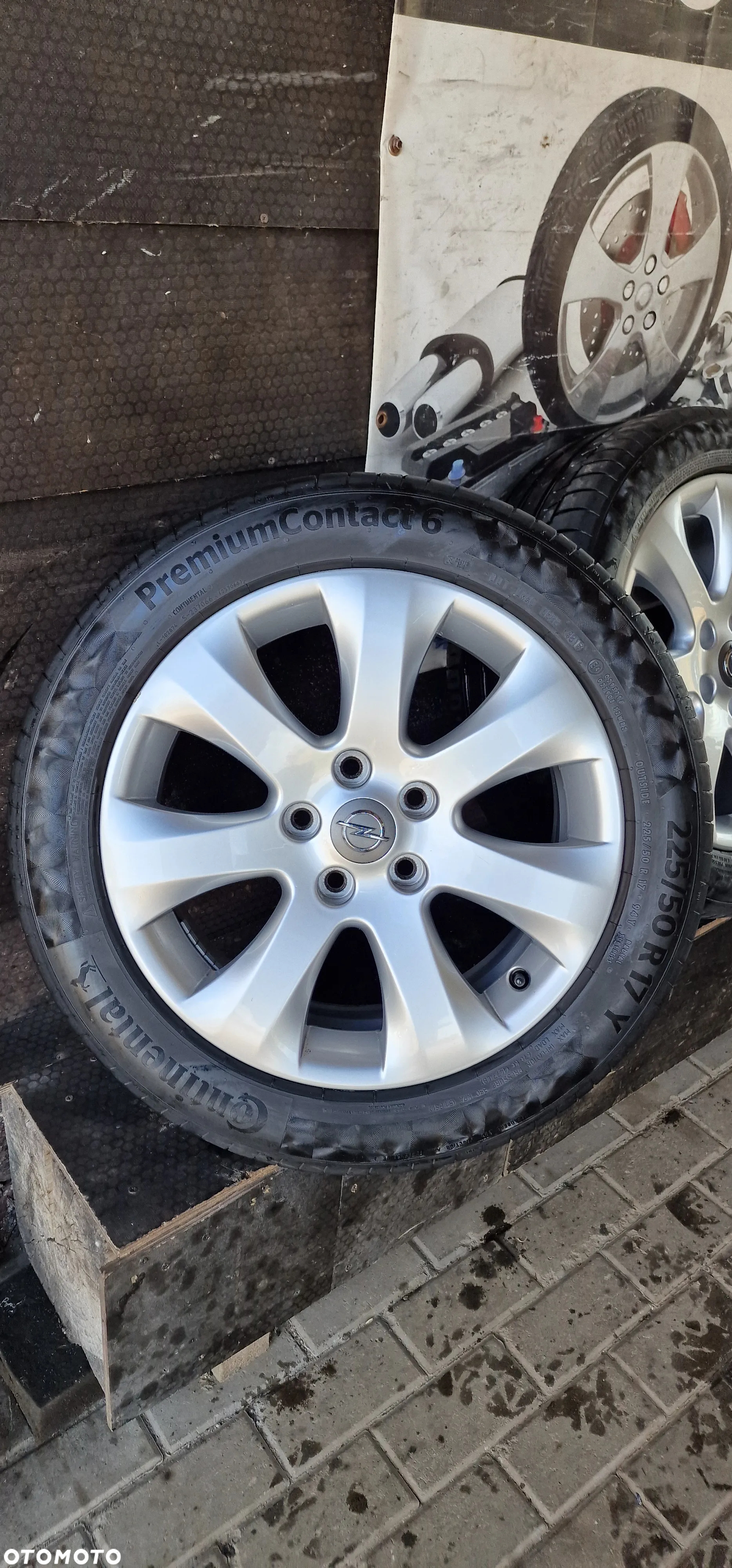 Alufelgi OPEL ASTRA J MOKKA 5X115 R17 ET44 225/50 R17 - 2