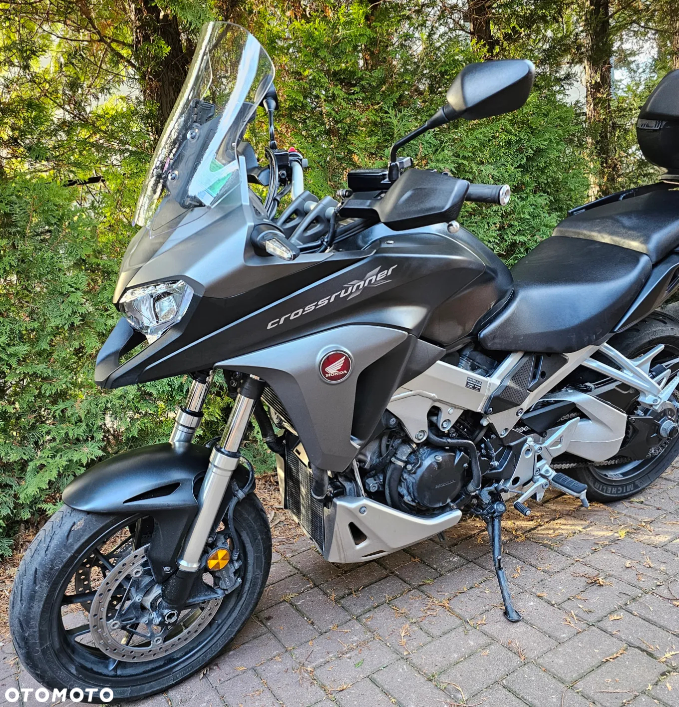 Honda VFR - 11