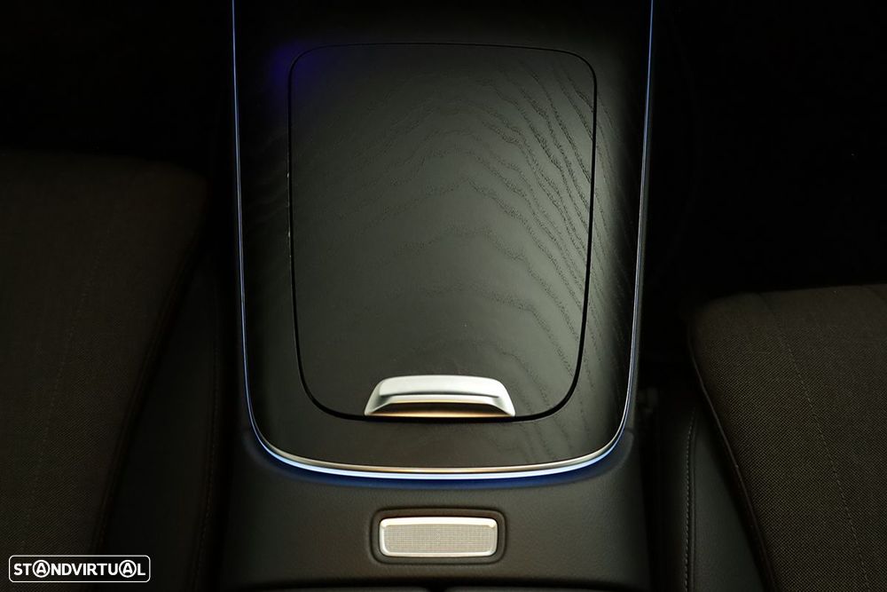 Mercedes-Benz E 300 Standard - 15