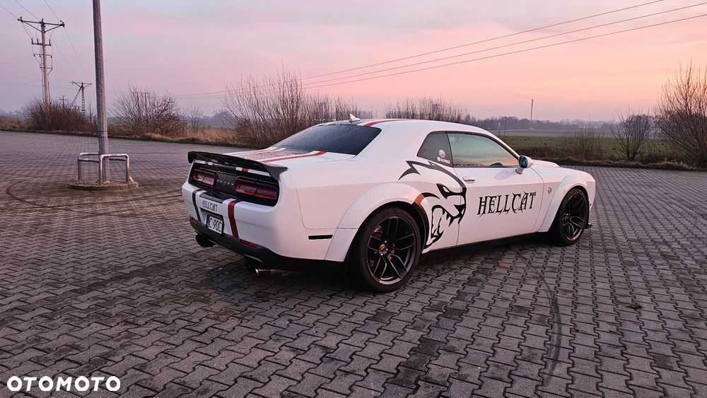 Dodge Challenger 6.2 Hellcat Widebody - 5