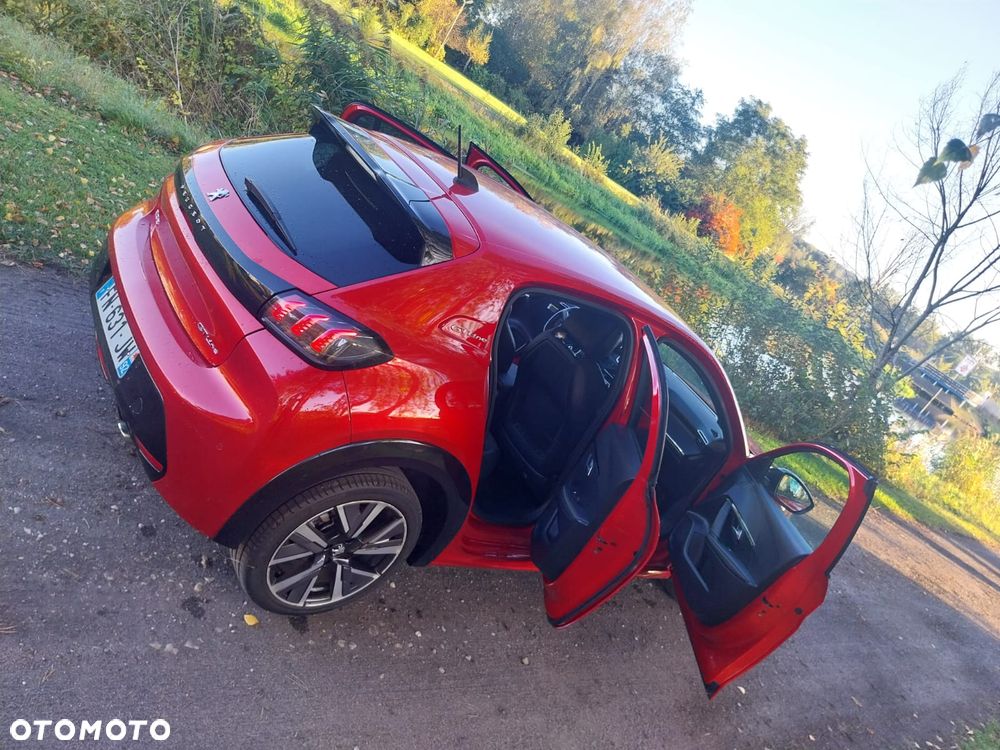 Peugeot 208 PureTech 130 EAT8 GT Pack - 7