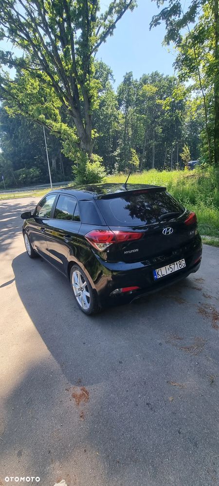 Hyundai i20 1.2 - 13