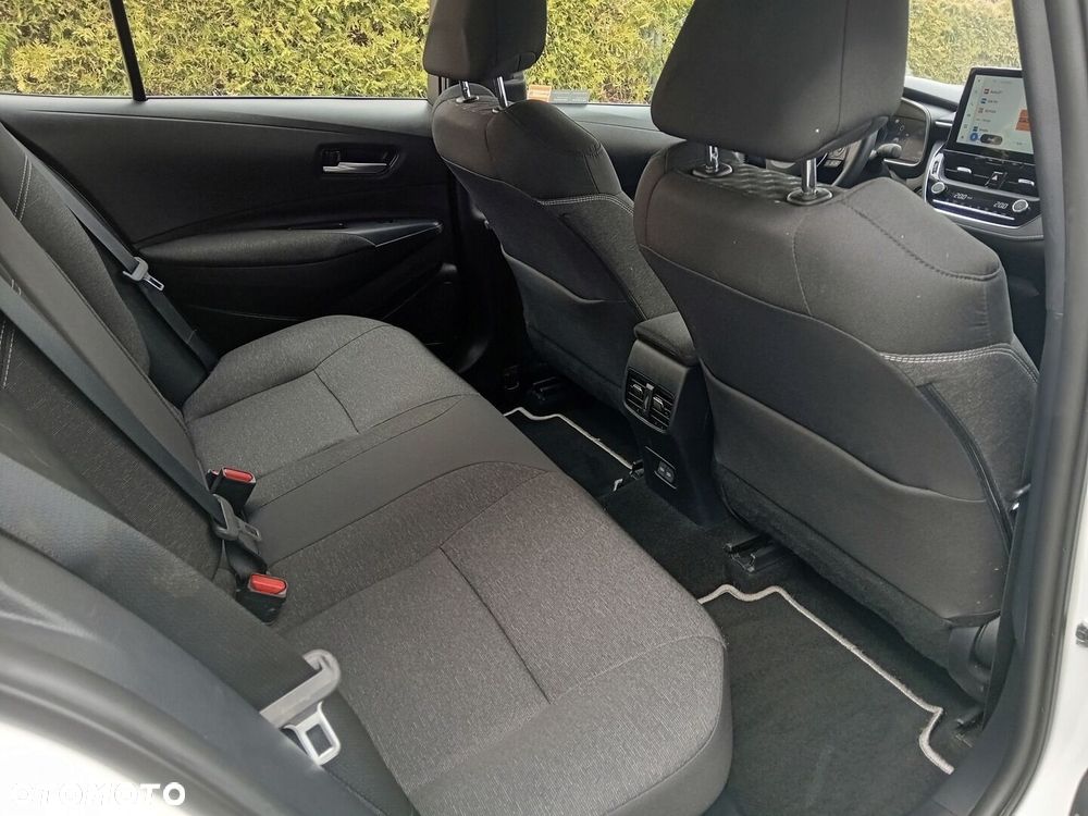 Toyota Corolla 1.8 Hybrid Comfort - 7