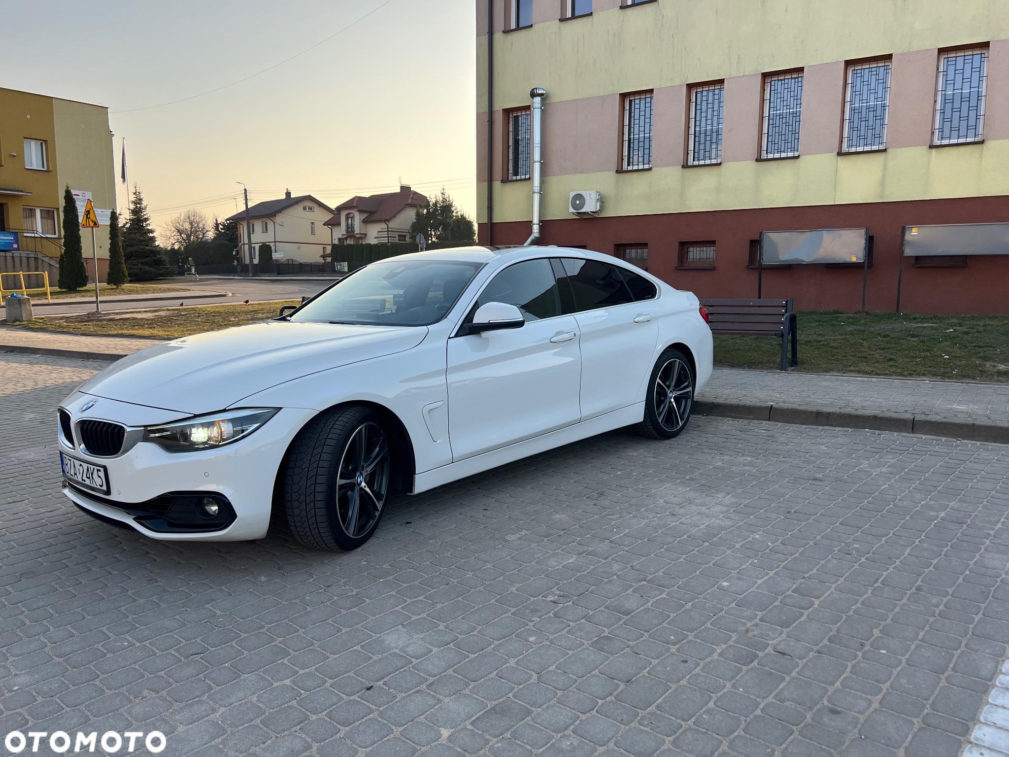 BMW Seria 4 440i Gran Coupe Sport Line - 13