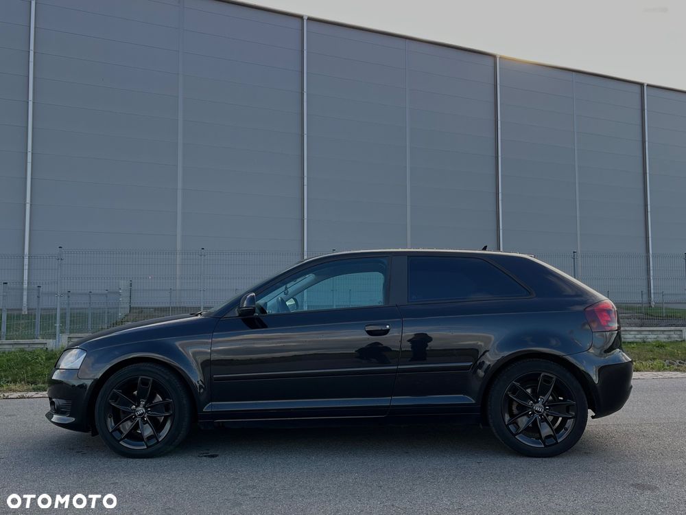 Audi A3 3-drzwiowe 2.0 TDI DPF Ambition - 5