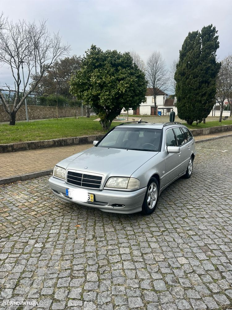 Mercedes-Benz C 220 - 1