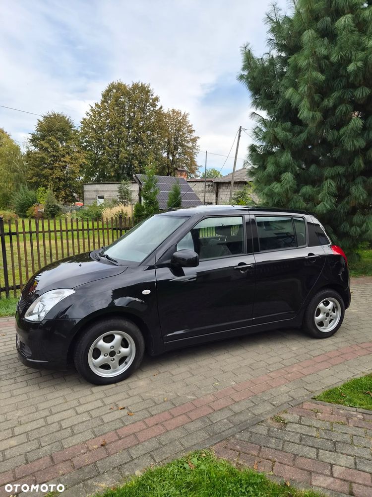 Suzuki Swift - 11
