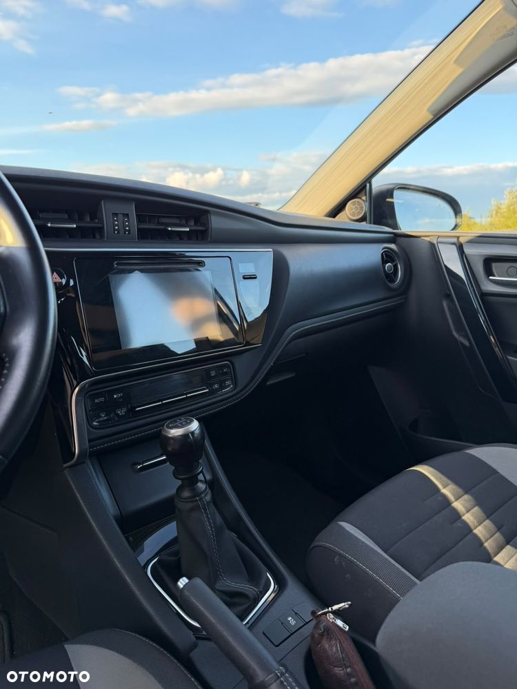 Toyota Auris 1.6 Classic Plus - 30