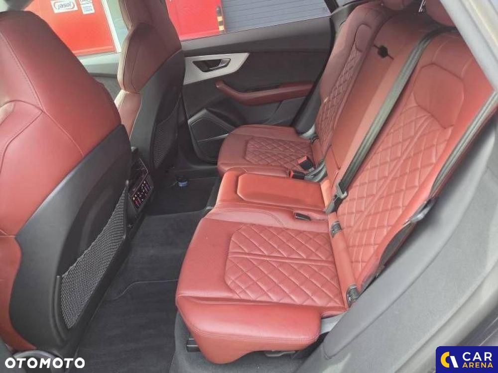 Audi SQ8 - 15