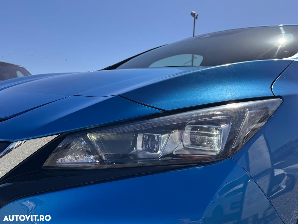 Nissan LEAF 40 kWh - 11