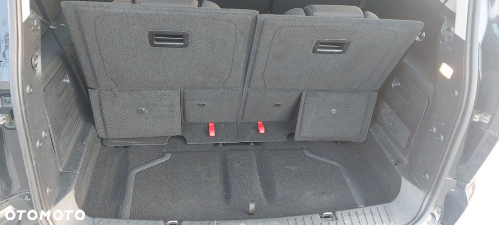 Ford S-Max 2.0 Trend - 31