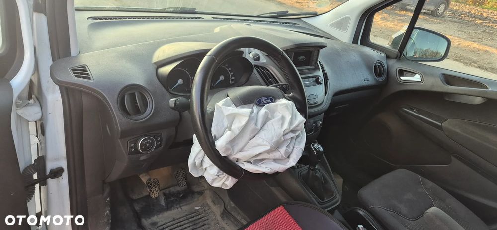 Ford TRANSIT COURIER - 32