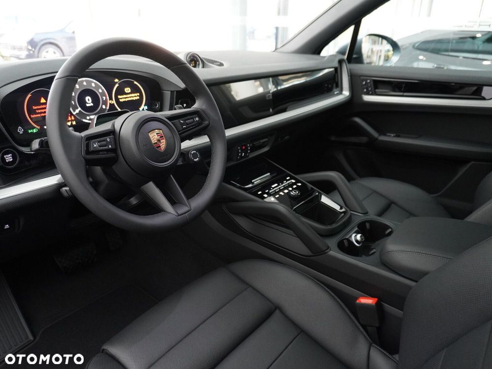Porsche Cayenne - 29