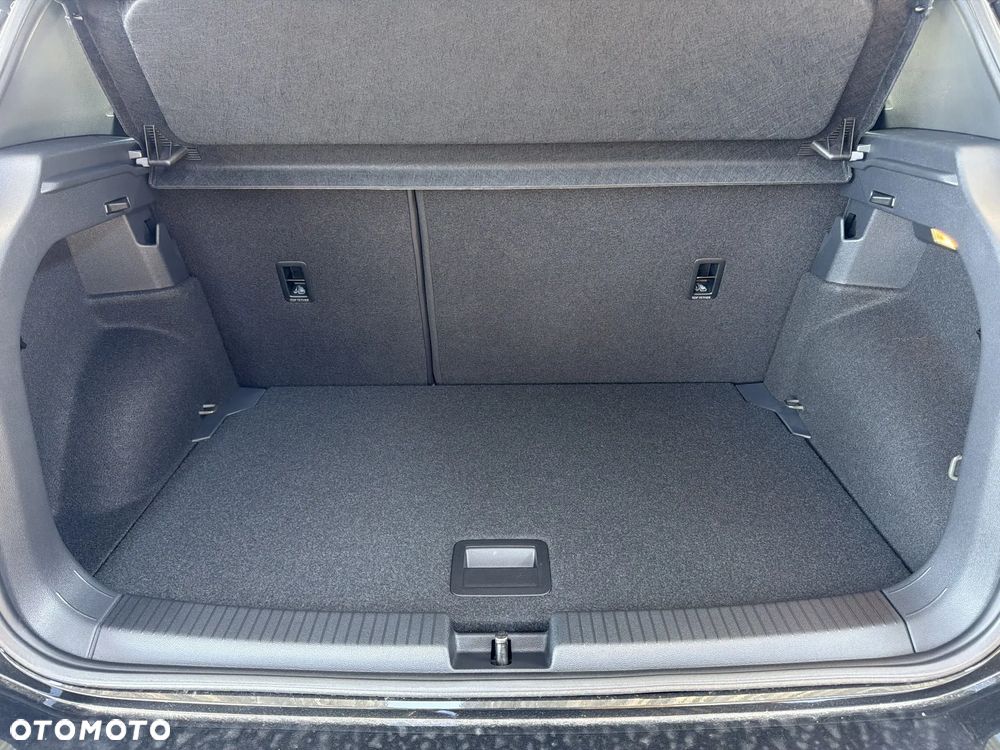 Volkswagen T-Cross 1.0 TSI R-Line Plus DSG - 18