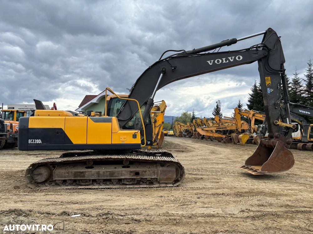 Volvo EC220DL - 5