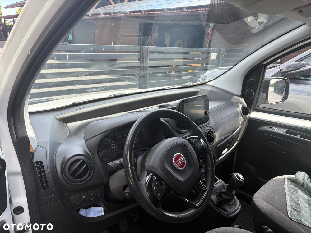 Fiat Fiorino Kombi Adventure - 9