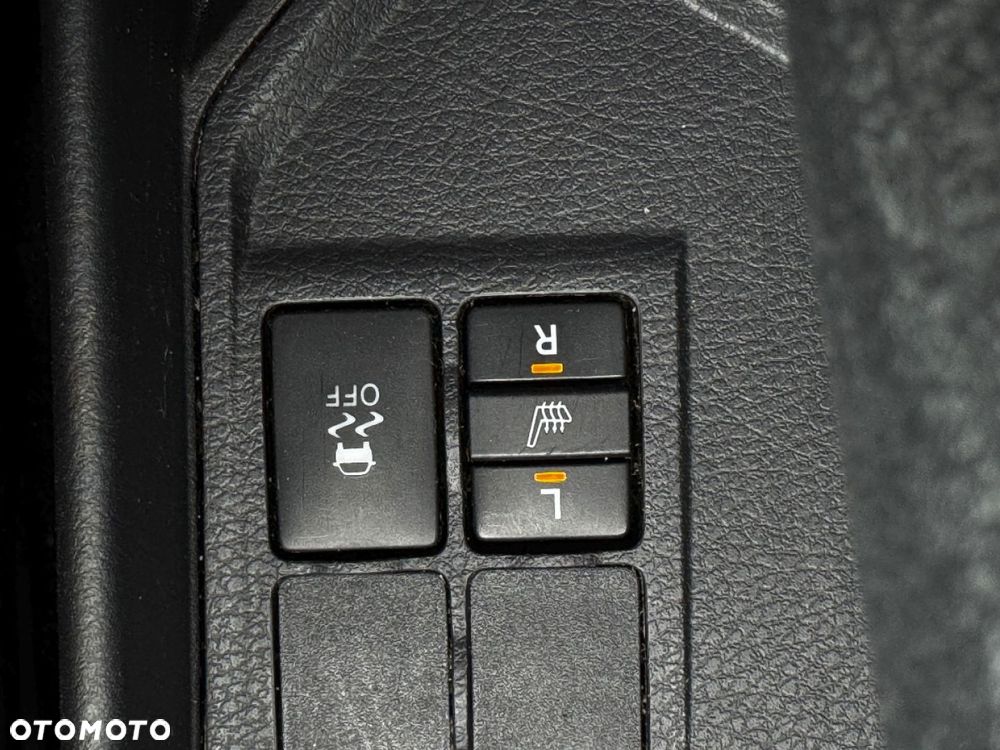 Toyota Yaris 1.5 20th Anniversary - 33