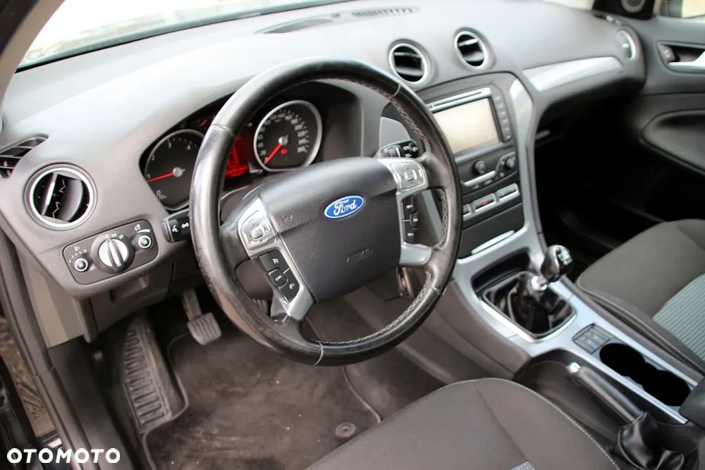 Ford Mondeo 2.0 TDCi Titanium - 10