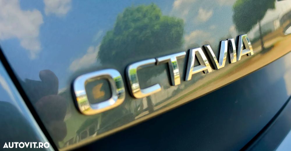 Skoda Octavia 2.0 TDI DSG Tour - 13