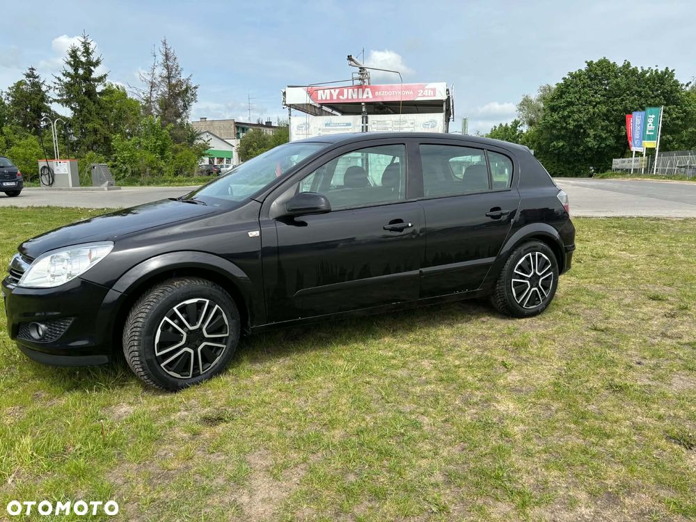 Opel Astra 1.9 CDTI Enjoy - 6