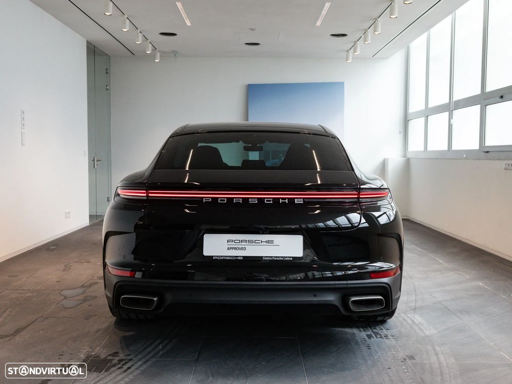 Porsche Panamera 4 E-Hybrid - 9