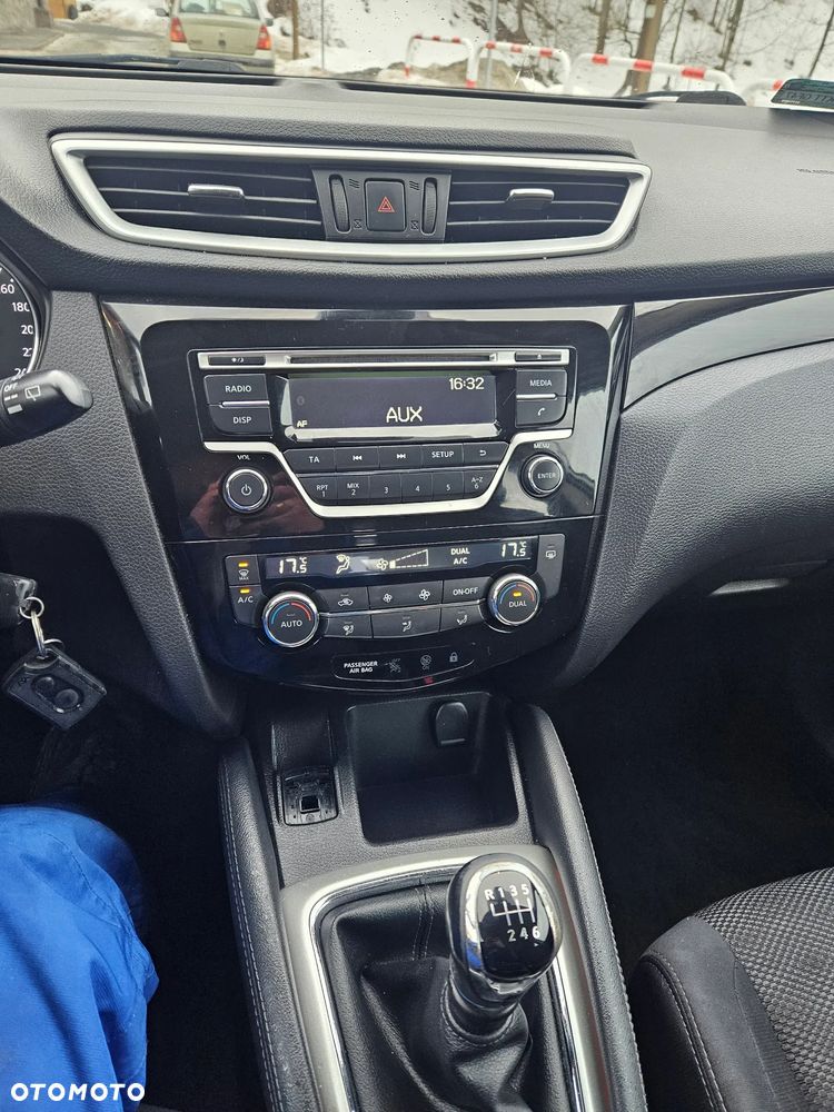 Nissan Qashqai 1.6 DCi 4x4 Visia EU6 - 22