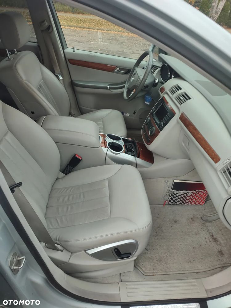 Mercedes-Benz Klasa R 350 4-Matic - 8