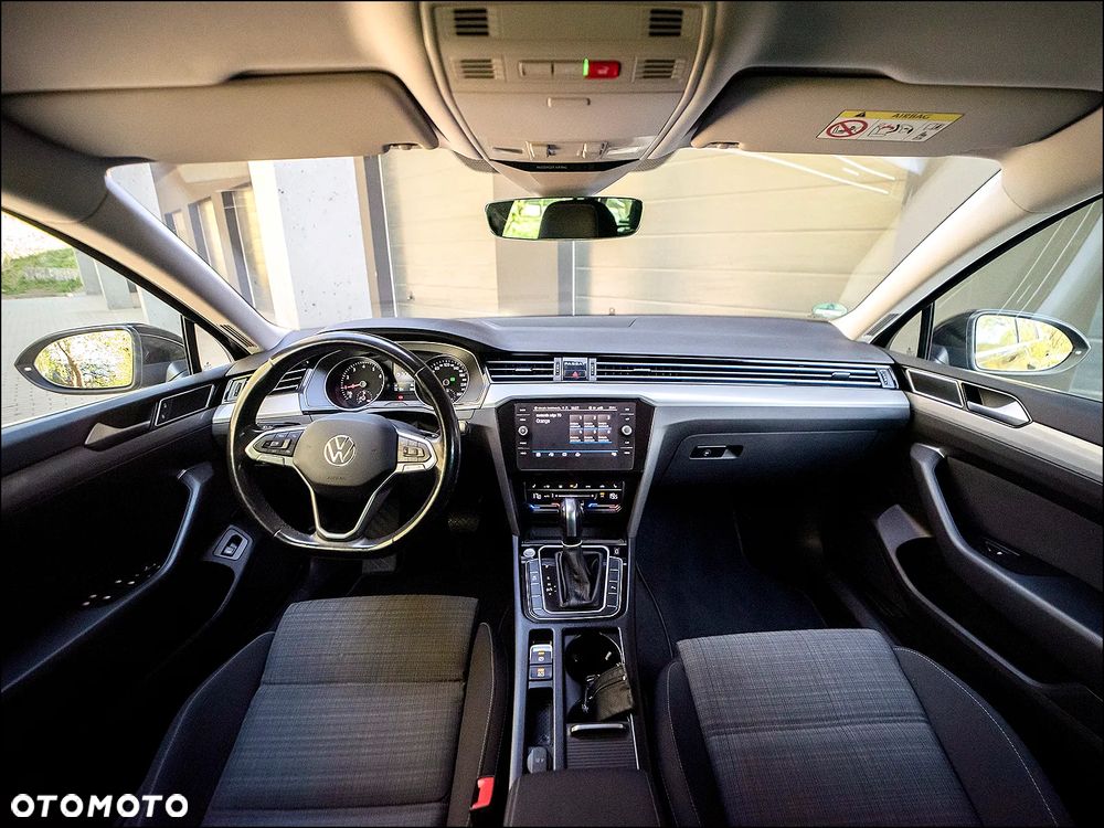 Volkswagen Passat - 7