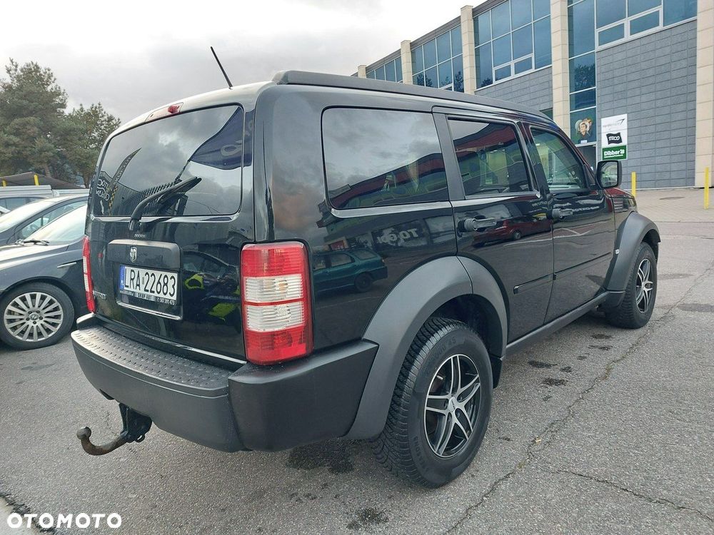 Dodge Nitro - 5