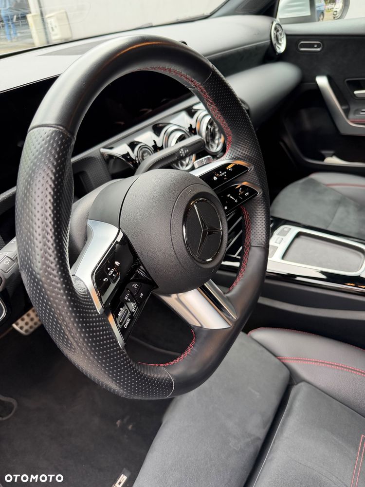 Mercedes-Benz Klasa A 200 AMG Line 7G-DCT - 10