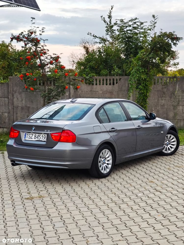 BMW Seria 3 318i Edition Lifestyle - 3