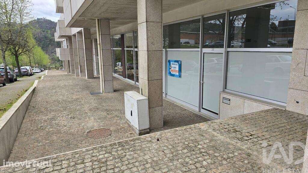 Loja / Estabelecimento Comercial em Vila meã de 237,00 m2 - Grande imagem: 2/19