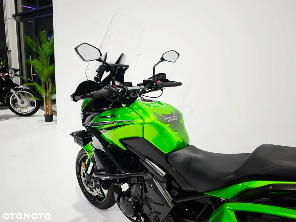Kawasaki Versys 650 - 22