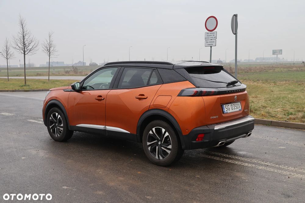 Peugeot 2008 1.2 PureTech GT Line S&S - 3