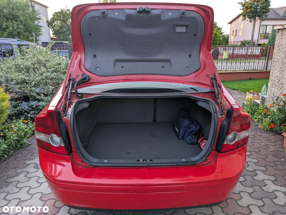 Volvo S40 2.0D - 24